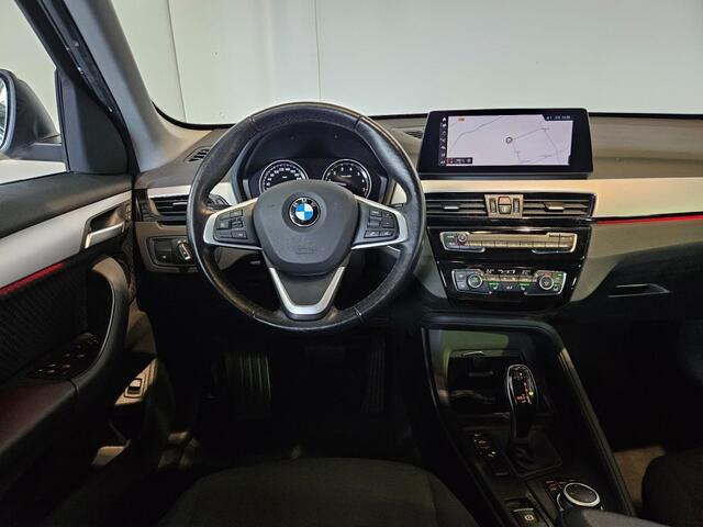 BMW X1 sDrive20i Business Edition / Camera / Memory / Head-Up / NL Auto