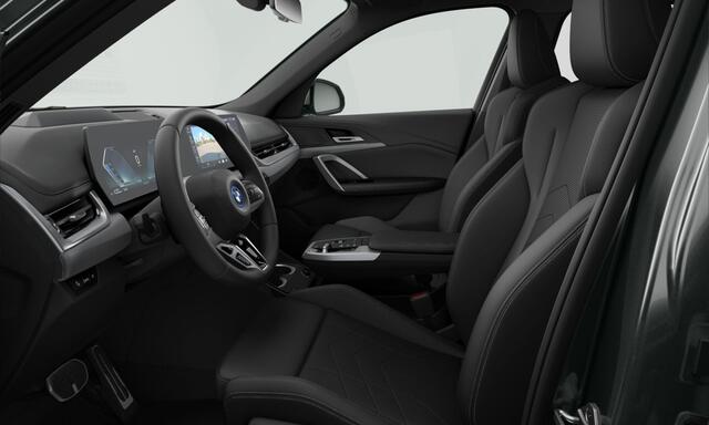 BMW X1 xDrive25e | M-Sport Pro | Panorama | 19" | Driv. Ass. Plus | Stuur + Stoelverw. | Comfort Access | Elek. Trekhaak | Head-Up