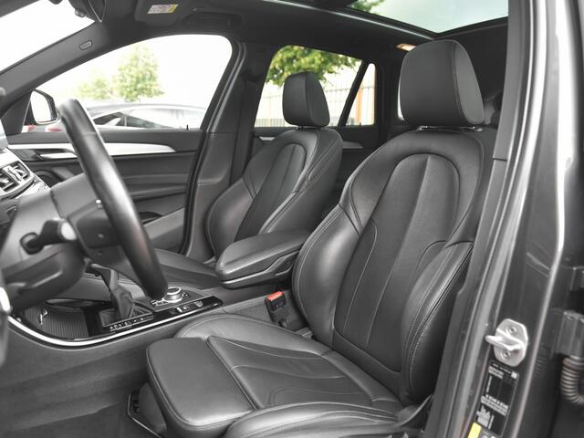 BMW X1 xDrive25e eDrive Edition M pakket Leer Pano Stoelverwarming 19 Inch Velgen