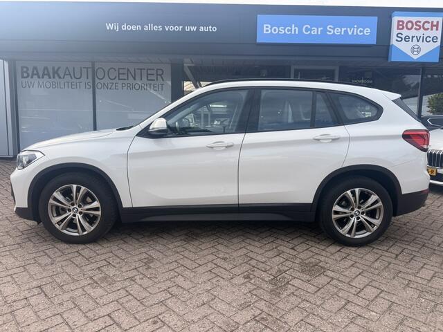 BMW X1 sDrive18i Executive Edition | Navi | PDC