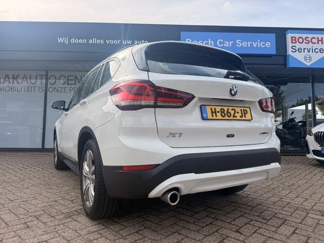 BMW X1 sDrive18i Executive Edition | Navi | PDC