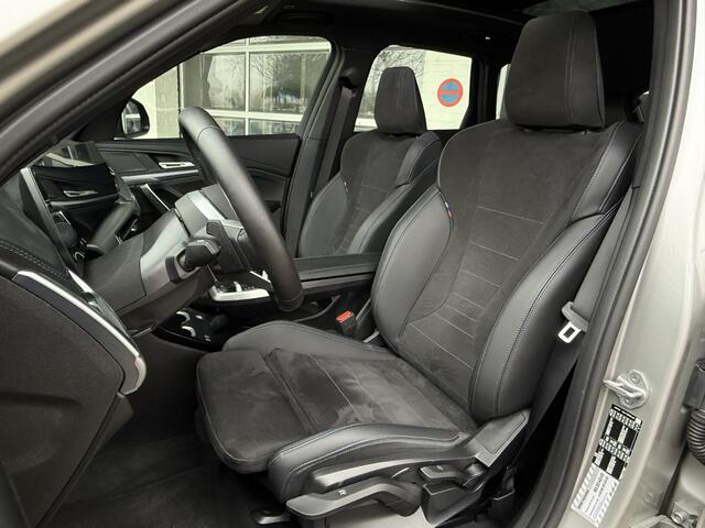 BMW X1 sDrive18i M SPORT | PANORAMA | PREMIUM PACK | ADAPT. CRUISE | KEYLESS ENTRY | STOELVERWARMING | 19 INCH LM VELGEN |