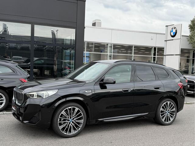 BMW X1 xDrive30e M-Zetels Pano H&K-Audio Led 20-Inch Drive-A-Pro Keyless Tr.Haak VOL!