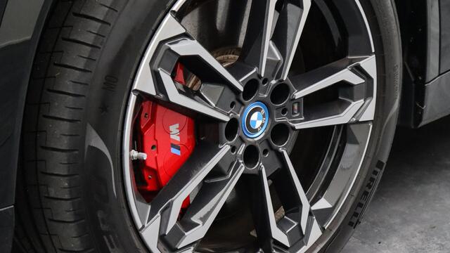 BMW X1 xDrive30e M-Sport Pro | Massage | Harman/Kardon | Head-up | Memory | Parking Assistant Plus | Driving Assistant Professional