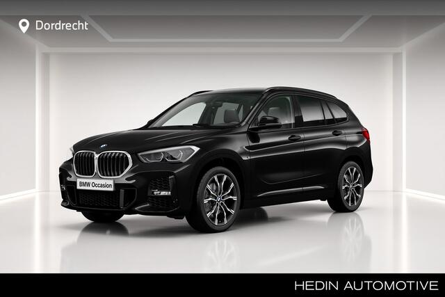 BMW X1 sDrive20i High Executive | Trekhaak | M-Sport | Leder 19" | Harman Kardon | Stoelverwarming