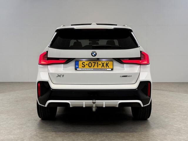 BMW X1 sDrive18i M-Sport | Pano | 360° | Virtual | HuD | Sfeer | Trekhaak | Carplay | Cruise | Keyless