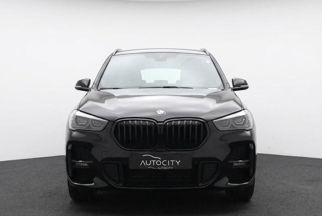 BMW X1 xDrive25e M Sport 220PK| Lederen Sportstoelen | Head up Display | Dealeronderhouden
