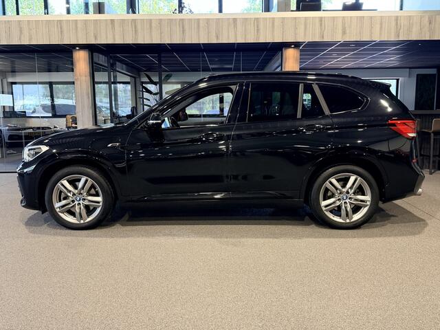 BMW X1 xDrive25e High Executive M-Sport | Panorama | HUD | Camera | Carplay