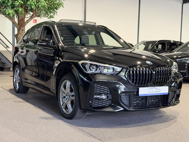 BMW X1 xDrive25e High Executive M-Sport | Panorama | HUD | Camera | Carplay