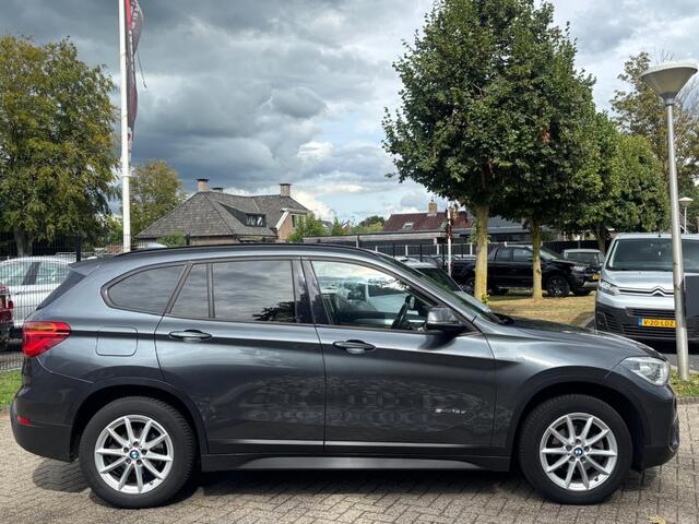 BMW X1 1.6 Diesel 2017 Trekhaak Xenon Handgeschakeld