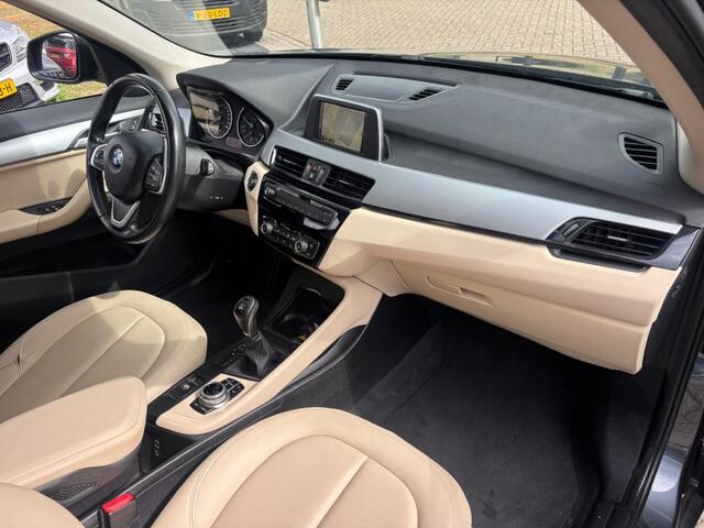 BMW X1 1.6 Diesel 2017 Trekhaak Xenon Handgeschakeld