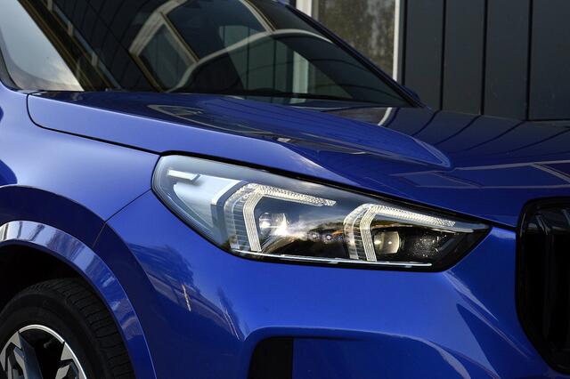BMW X1 sDrive18i M.sport Rijklaarprijs-Garantie Panorama dak Leder Navigatie Head-Up Airco