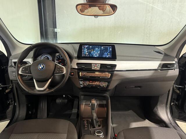 BMW X1 xDrive25e Business | panorama | navi | led | privacy glas |