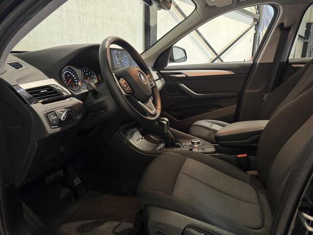 BMW X1 xDrive25e Business | panorama | navi | led | privacy glas |