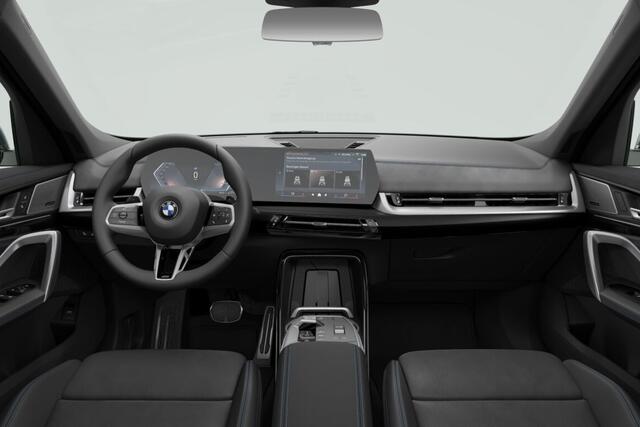 BMW X1 xDrive23i | M Sportpakket Pro | Premium Pack | Travel Pack | Trekhaak