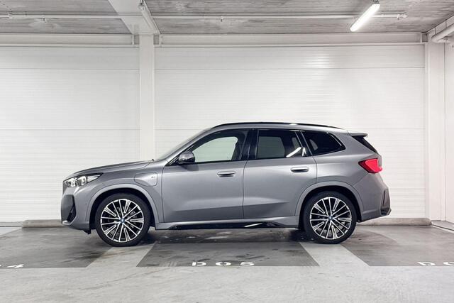BMW X1 xDrive30e | M-Sport | Trekhaak | Panoramadak |