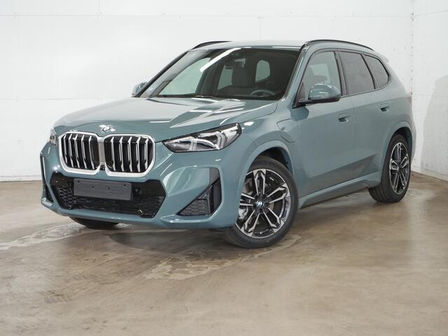 BMW X1 xDrive30e | M-Sport | Harman/kardon | Trekhaak | 19" | Elek. stoelverst. + Massage | Co Pilot | Head up | Stoel + stuurverw.