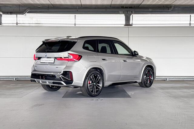BMW X1 xDrive25e | M Sportpakket Pro | Premium Pack | Travel Pack | Huisselectie