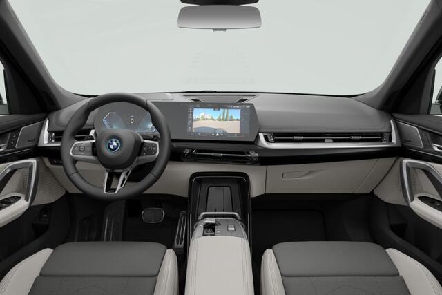 BMW X1 xDrive25e | M Sportpakket Pro | Innovation Pack | Travel Pack | Trekhaak