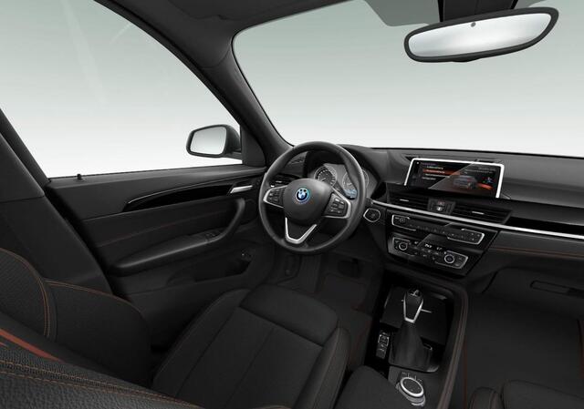 BMW X1 xDrive25e Sport Line Sport Line, ACC, Camera, Trekhaak
