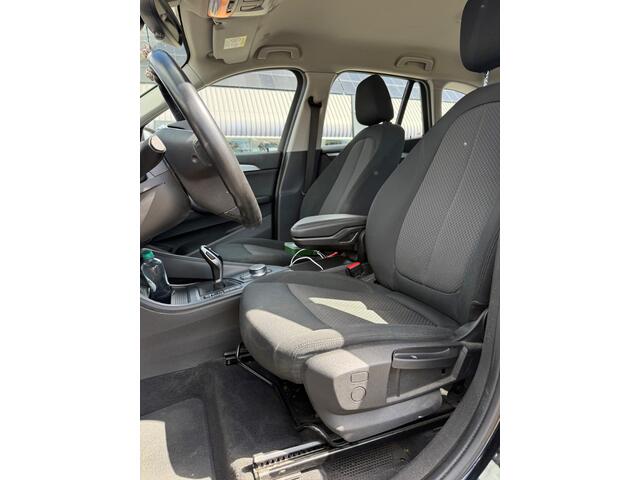 BMW X1 sDrive18i Executive Edition | Stoelverwarming | Head-Up Display | Cruise Control | Parkeersensoren | Navigatie | Keyless | LED | HIFI | Elektrische Achterklep | NAP | Automaat | Dealer Onderhouden