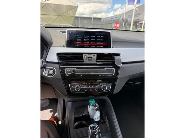 BMW X1 sDrive18i Executive Edition | Stoelverwarming | Head-Up Display | Cruise Control | Parkeersensoren | Navigatie | Keyless | LED | HIFI | Elektrische Achterklep | NAP | Automaat | Dealer Onderhouden
