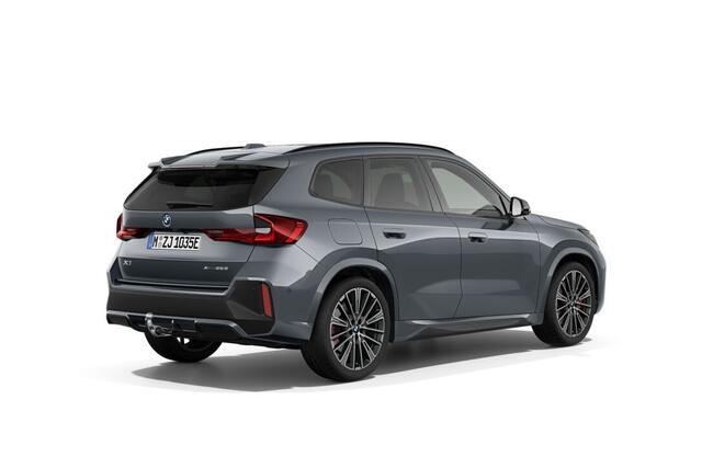 BMW X1 xDrive25e | M Sportpakket Pro | Innovation Pack | Comfort Pack | Travel Pack | Trekhaak
