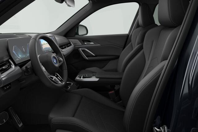 BMW X1 xDrive25e | M Sportpakket Pro | Innovation Pack | Comfort Pack | Travel Pack | Trekhaak