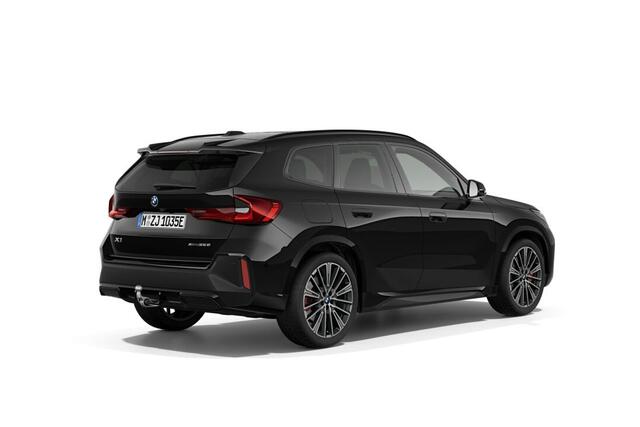 BMW X1 xDrive25e | M Sportpakket Pro | Innovation Pack | Comfort Pack | Travel Pack | Trekhaak
