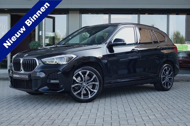 BMW X1 xDrive20i High Executive M Sport | Panoramadak | Leder | VOL |
