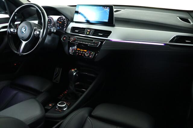 BMW X1 xDrive25e M-Sport / Opendak / HUD / Leder / Memory