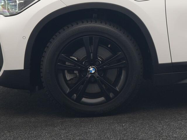BMW X1 xDrive25e PHEV 221pk Dealer O.H. | Adaptive Cruise | Head Up | Camera | Harman / Kardon | Stoelen Memory & Verwarmd | Navigatie | DAB | Plug In Hybrid |