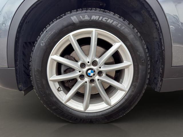 BMW X1 sDrive18i Executive | Verwarmde Sportstoelen | Camera | Led | Trekhaak | Climate | Parksenors V+A |