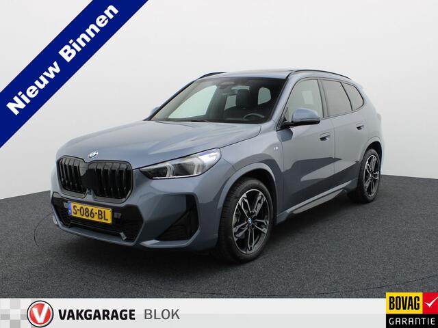 BMW X1 sDrive18i | M-Sport | Pano | Memory | 360 Camera | Head Up | Keyless | Harman/ Kardon | Prijs Rijklaar !!