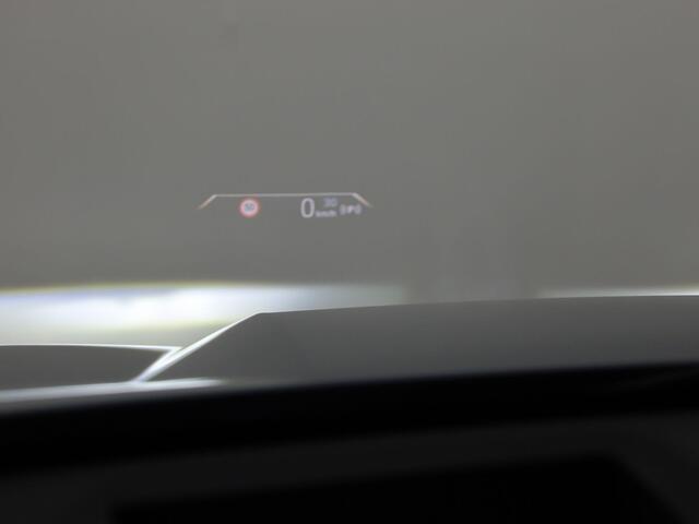 BMW X1 sDrive18i | M-Sport | Pano | Memory | 360 Camera | Head Up | Keyless | Harman/ Kardon | Prijs Rijklaar !!
