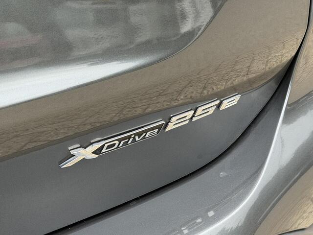 BMW X1 xDrive25e Executive | eerste eigenaar | dealer onderhouden | afneembare trekhaak | perfecte staat!