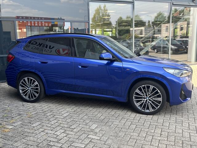 BMW X1 sDrive18i High Executive M-SPORT NIEUW MODEL! AUTOMAAT,NAVI,CAM,VIRTUAL,ELEKT.STOEL,20INCH,TREKHAAK