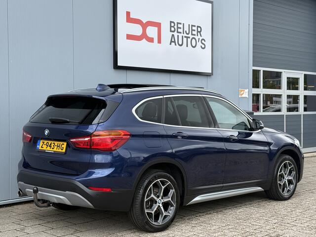 BMW X1 sDrive18i High Executive Automaat Schuifdak/Trekhaak.