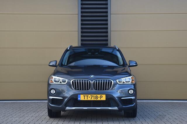BMW X1 sDrive20i Orange Edition II * X-Line * Head-Up * Sportstoel * LED * Lichtpakket * Achteruitrijcamera *
