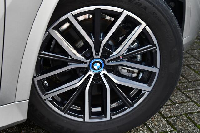 BMW X1 xDrive25e M-Sport Pano Trekh ACC 360 H/K HUD Massage E-zetels