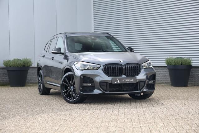 BMW X1 xDrive25e 220pk M-Sport Pano|Trekh|Memory|H&K|HUD|Leder