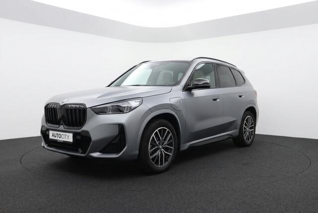 BMW X1 xDrive25e M Sport l Vernasca Leder | 360° l HUD l Adaptive Cruise
