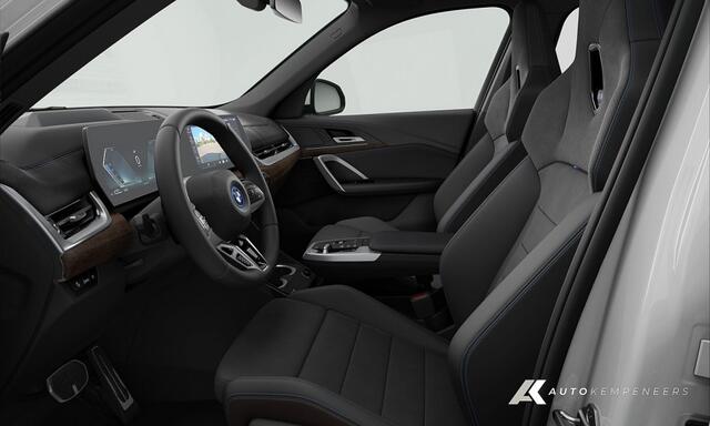 BMW X1 xDrive25e M Sport | M-Seats | Maxton | Head-Up | Driving Ass. + | 360 Camera | Trekhaak | 19' Inch |