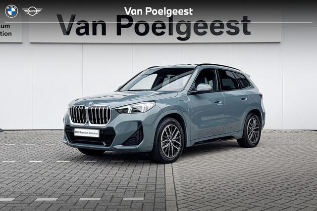 BMW X1 xDrive25e | M Sport | CoPilot Pack | Panoramadak | Harman-Kardon |