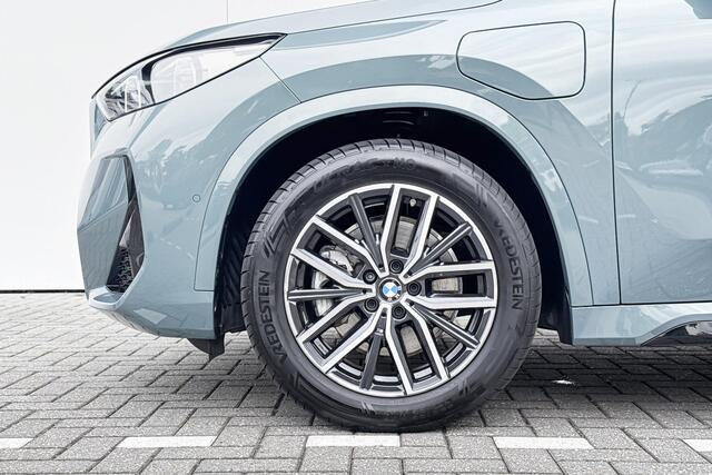 BMW X1 xDrive25e | M Sport | CoPilot Pack | Panoramadak | Harman-Kardon |