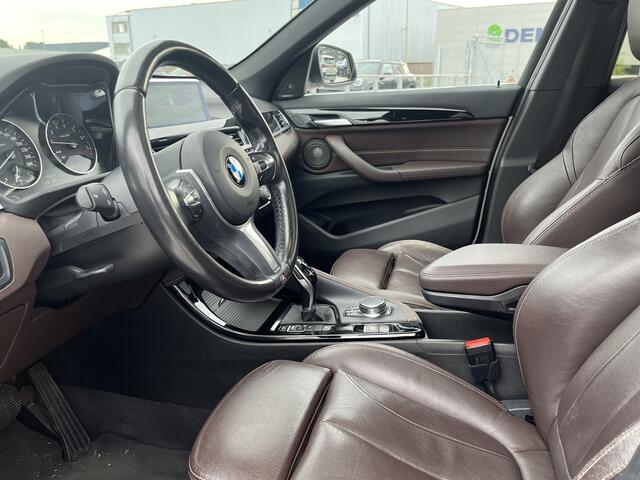 BMW X1 xDrive25i High Executive | 232 pk | M-Sport | 19" | Head-Up | Trekhaak | Panorama | Harman Kardon