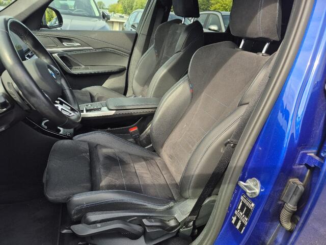 BMW X1 sDrive20i M-Sport Carplay Sportzetels Zwarte hemel PORTIMAO BLAU METALLIC