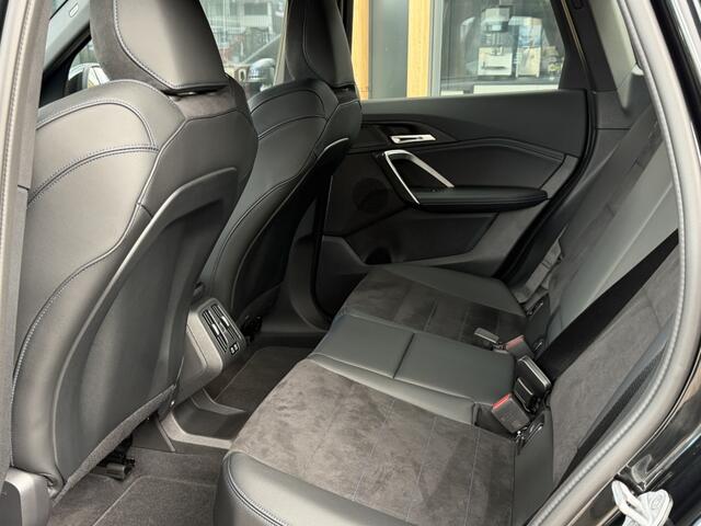 BMW X1 xDrive25e M-sport | Camera | Keyless | Carplay | Ambiance verlichting