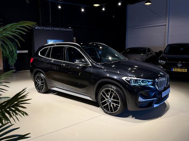 BMW X1 xDrive25e High-Exe Camera|Leer|LED|220pk 2021 Zwart Metallic