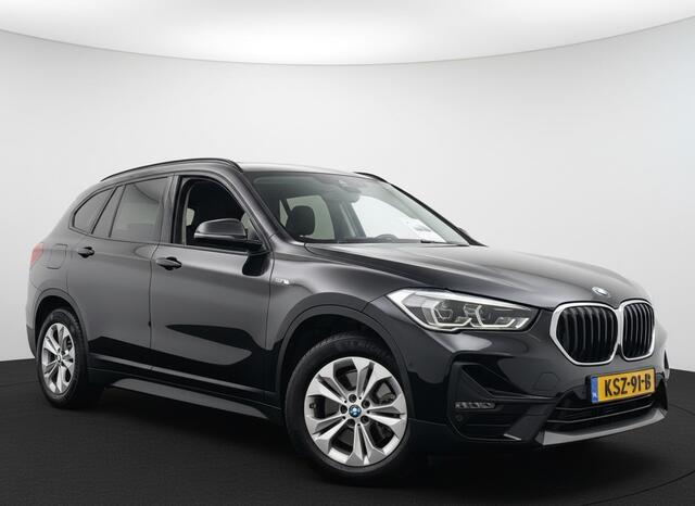 BMW X1 xDrive25e Executive CAMERA/NAVI/HEAD-UP